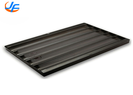 RK Bakeware China Foodservice 5 file di alluminio non appiccicoso perforato Baguette Tray