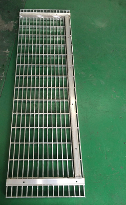 RK Bakeware Cina Foodservice Acciaio inossidabile Air Fryer Basket Grill Basket Air Fryer Tray Wire Rack