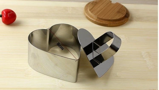 RK Bakeware Cina Foodservice NSF Acciaio inossidabile Forma di cuore Mousse Ring Mold Lamy Cheese Cake Mold
