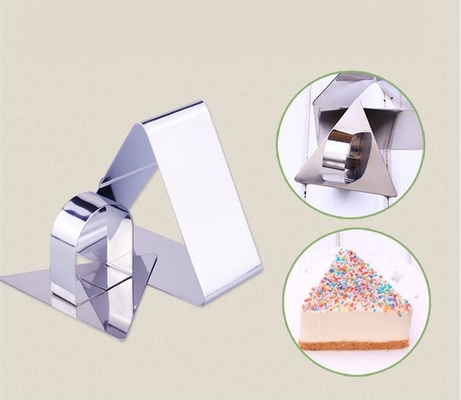 RK Bakeware Cina Foodservice NSF Triangolo Mousse Cake Ring Acciaio inossidabile Ring Mold Cut Biscotti Cake Bakeware Mold