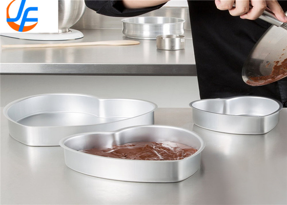 RK Bakeware Cina Foodservice NSF Commerciale Torta a forma di cuore Padella a fondo sciolto